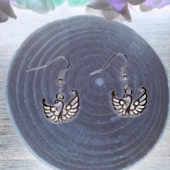 Handmade Antique Silver Finish Swan earrings - Picture 3 of 3